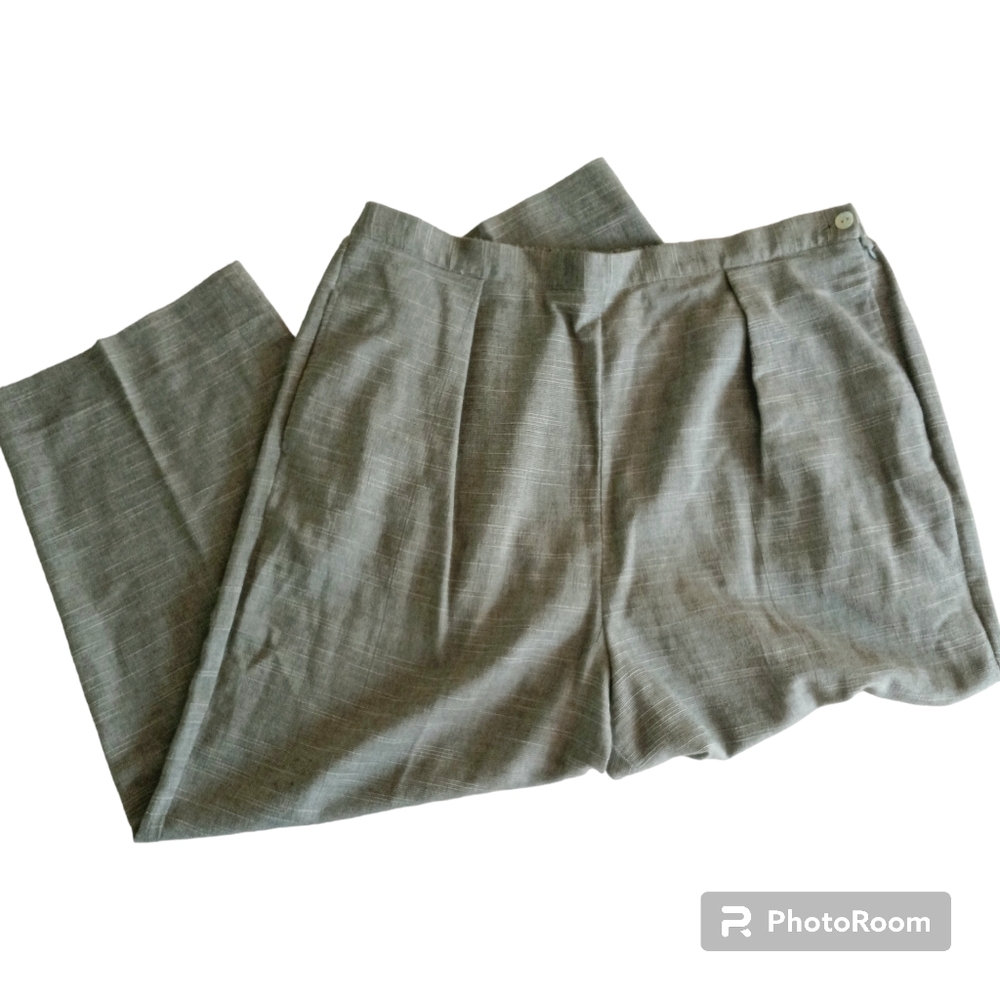 Orvis women's size 18 gray/blue houndstooth print ankle pants